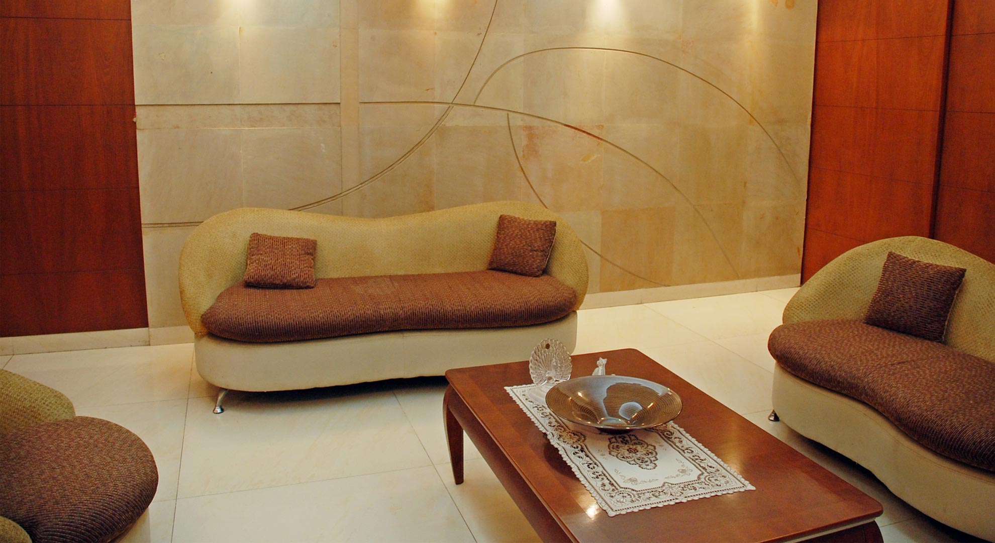 experienced interior designer